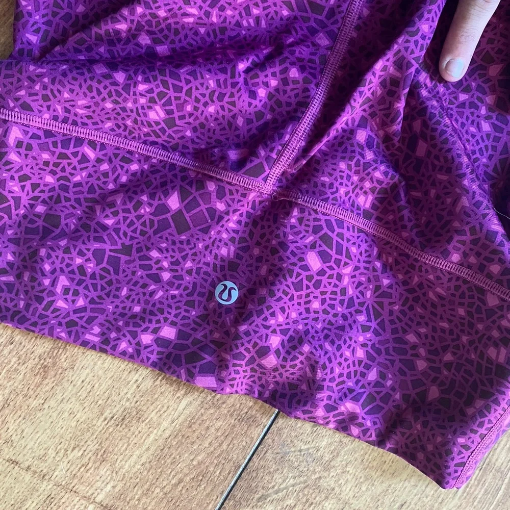Lululemon leggings size 6 - Picture 2 of 2